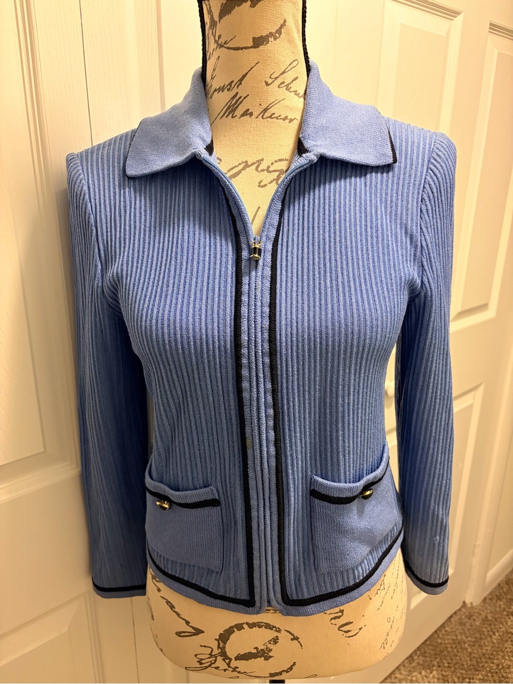 St. John Light Blue Ribbed Zip-Front Jacket with Black Trim